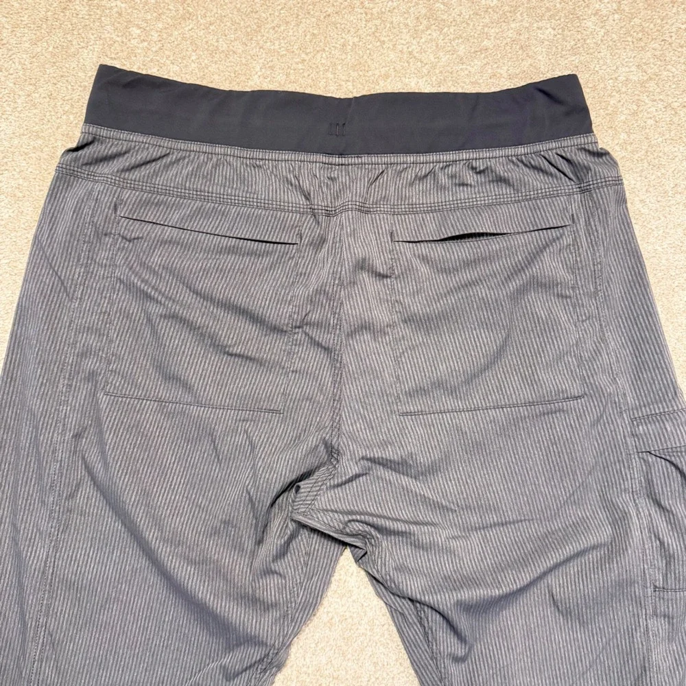 Lululemon Seawall Track Pants Mens L Grey Striped Drawstring Athleisure Yoga 34L